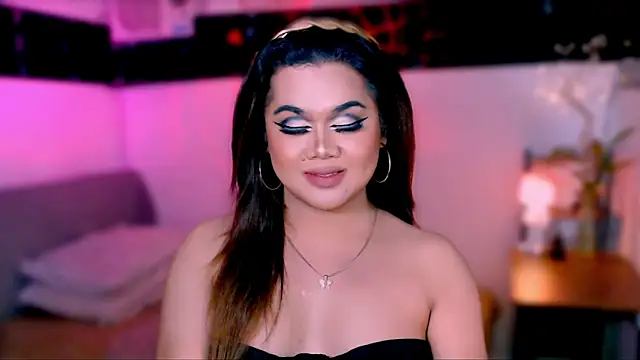 asiankatyhuge online show from October 4, 4:29 am