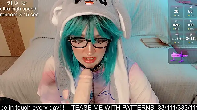 kitty alika online show from January 31, 7:11 pm