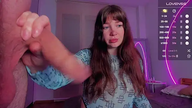 alicekaneky online show from October 7, 1:10 am