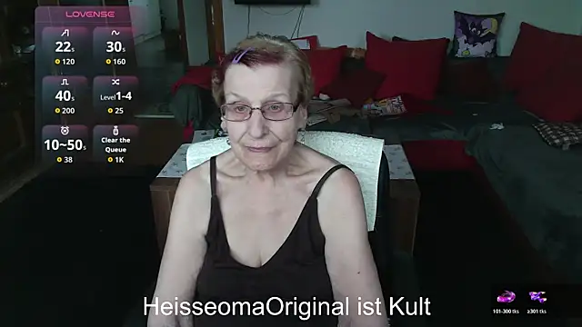 HeisseomaOriginal online show from March 31, 7:30 am