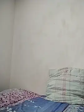 AimeeFair online show from February 6, 10:40 am