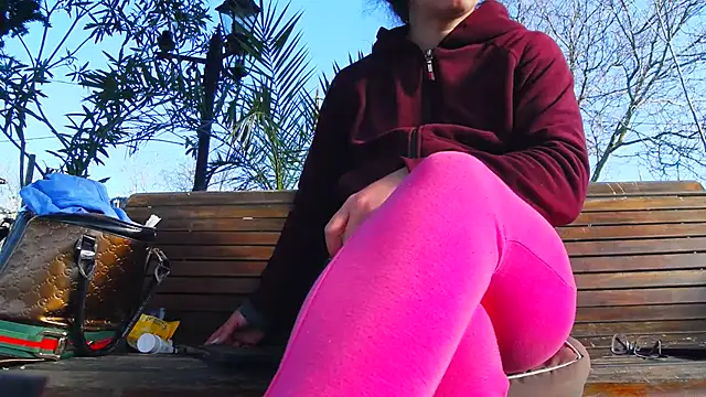 SquirtyMellissaLabia online show from April 5, 5:50 am