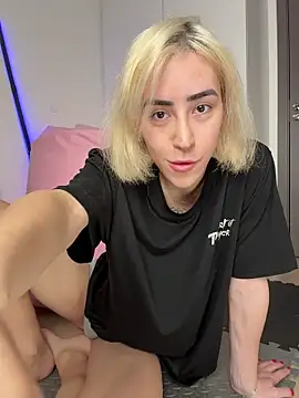 laliwhite online show from September 22, 11:25 pm