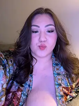 RosieDixx online show from March 22, 5:24 am