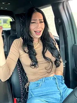 annablisss online show from September 10, 4:40 pm