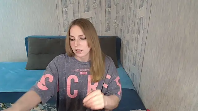 Pilly green  online show from March 25, 7:44 am