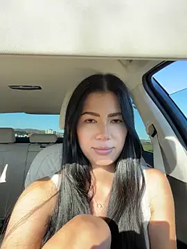 clairewntr online show from April 7, 3:47 pm