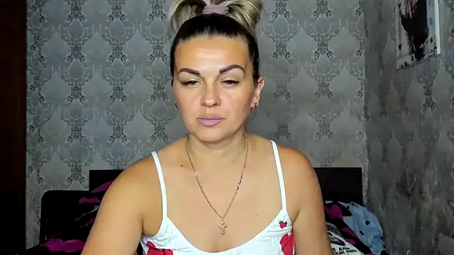 NicoletMoore online show from July 29, 7:25 pm