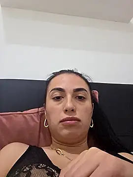 adelexxx02 online show from November 2, 2:31 pm