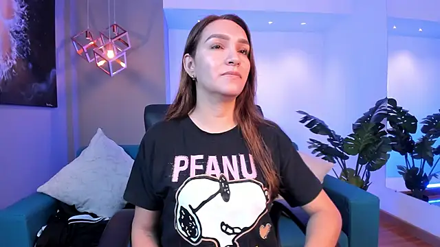 miataylorr1 online show from November 26, 12:28 pm