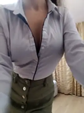 baby sweet girl  online show from March 21, 9:42 pm