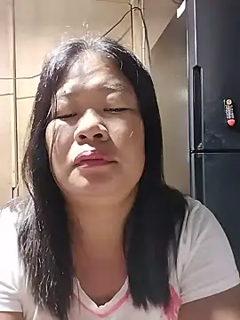 Lovelywoman43 online show from July 14, 9:08 pm