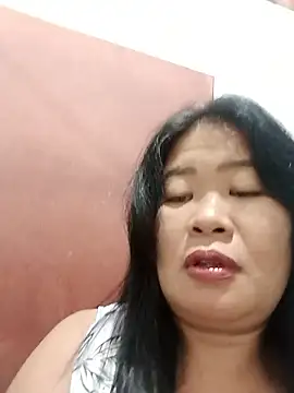 Lovelywoman43 online show from January 18, 4:47 pm