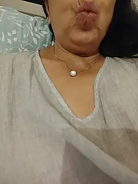 Susannemilf online show from March 30, 2:49 pm