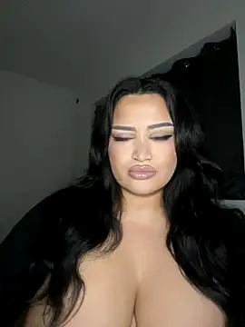 EmiliaPetrova online show from October 30, 11:06 pm