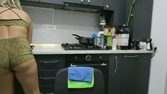 Annyfit4you online show from October 2, 6:57 pm