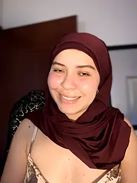 MatchedEyebrow online show from April 18, 9:04 pm