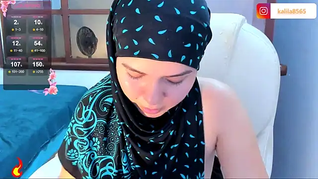 MatchedEyebrow online show from October 25, 9:32 pm