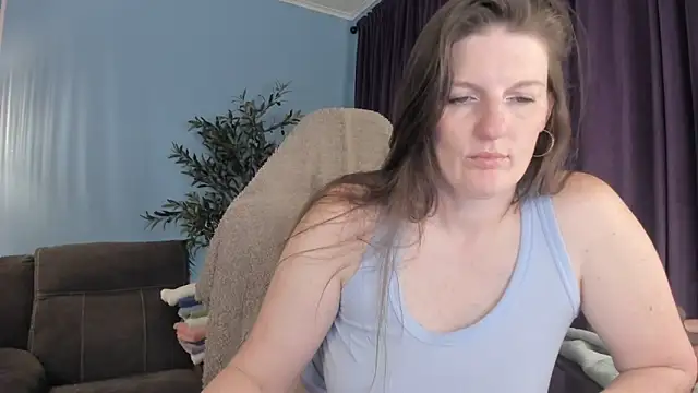 Kelly Carolina online show from June 3, 12:06 pm