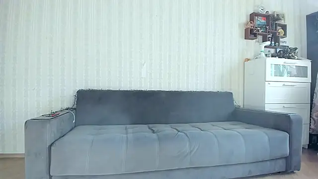 Jessica Rubatte online show from March 27, 1:12 pm