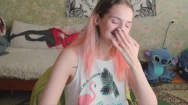 Cutie Adelia online show from September 21, 10:14 am