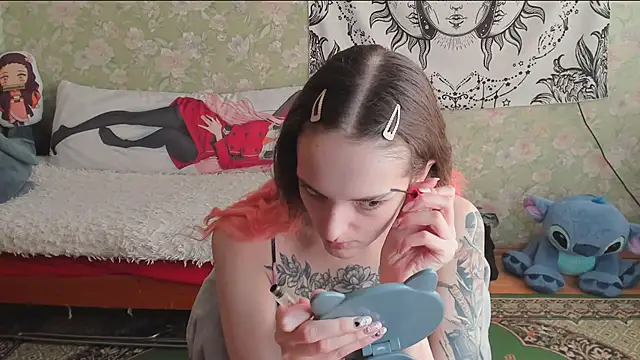 Cutie Adelia online show from April 19, 10:48 am