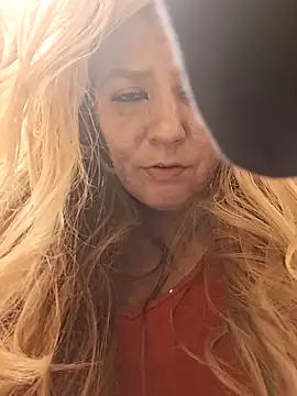 bootiebby online show from October 7, 6:51 am