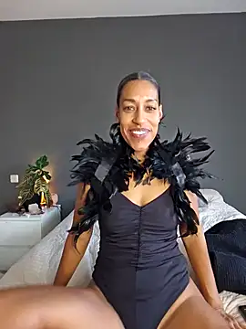 Goldenlace online show from October 30, 1:34 pm