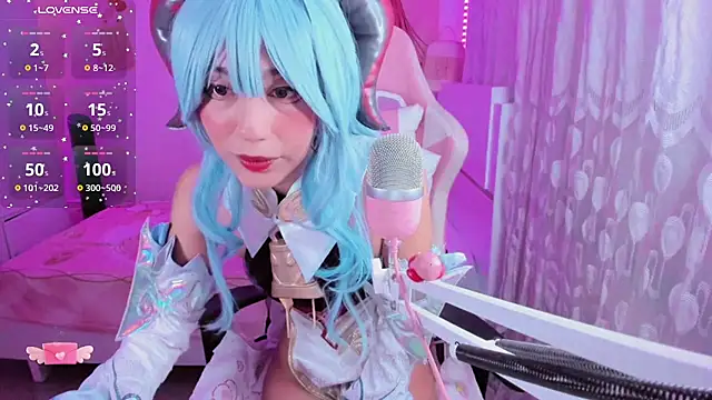 mia kawaii05 online show from July 3, 10:27 pm