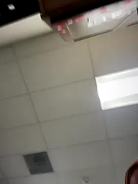 cinnatitties online show from September 15, 9:00 pm