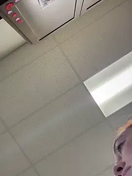 cinnatitties online show from September 12, 8:49 pm