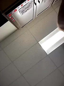 cinnatitties online show from September 11, 8:42 pm