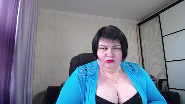 JuicyLady Di online show from December 18, 9:47 am