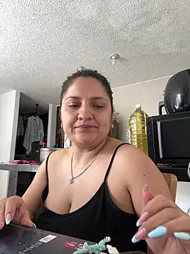 conhy lehee online show from June 2, 2:29 pm