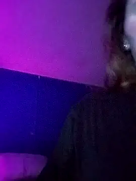 LunaaLovely online show from February 23, 4:24 am