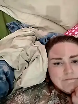 LunaaLovely online show from March 6, 4:57 pm