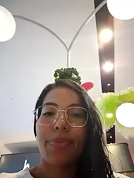 SheenaBrooke online show from December 22, 9:01 am