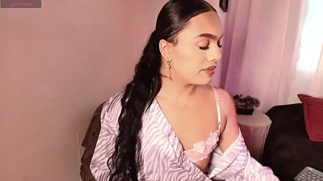 sweetcata23 online show from April 21, 4:58 pm