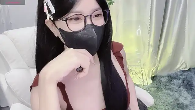 Mya Lee online show from September 25, 4:17 pm