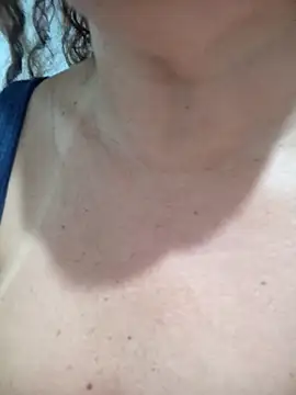 CASADASIGILO2 online show from April 15, 2:12 am