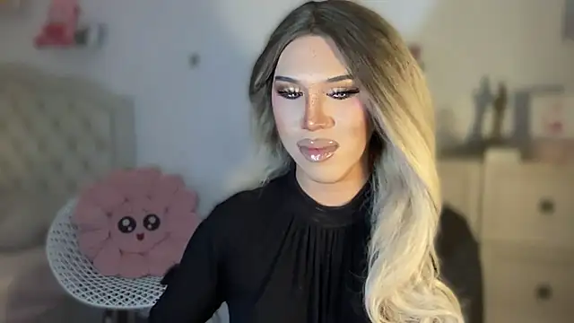 Ts glamxxxx online show from September 29, 4:17 am