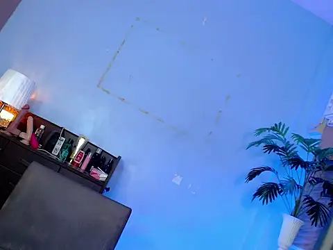  wild on u  online show from September 26, 7:50 am