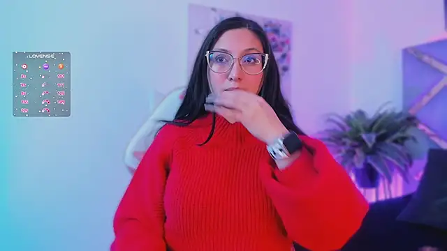 lucy neil online show from December 16, 2:39 am