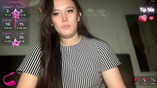 MeganEmmaWilson online show from March 11, 10:23 pm