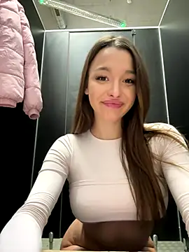 barbiehumpxxx online show from December 3, 11:40 pm