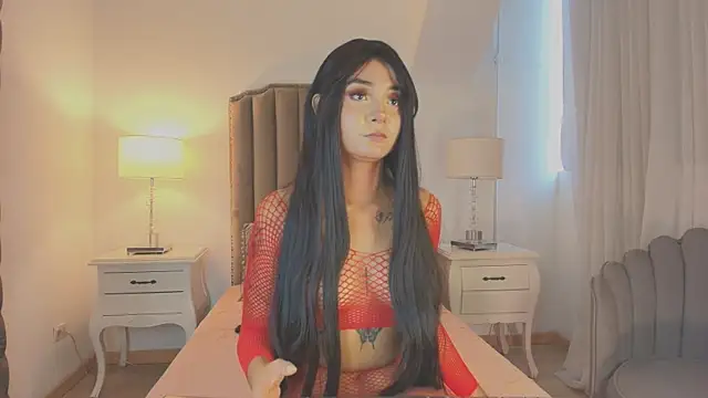 Emma Torres   online show from October 10, 12:54 pm