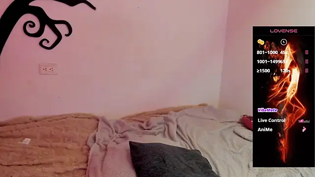 abigail luna online show from March 31, 1:44 pm