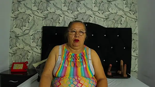 Keira Lennox online show from December 5, 11:44 am