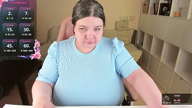 PlumPie online show from March 18, 10:26 pm