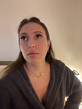 Eva Ryen online show from December 5, 4:52 pm